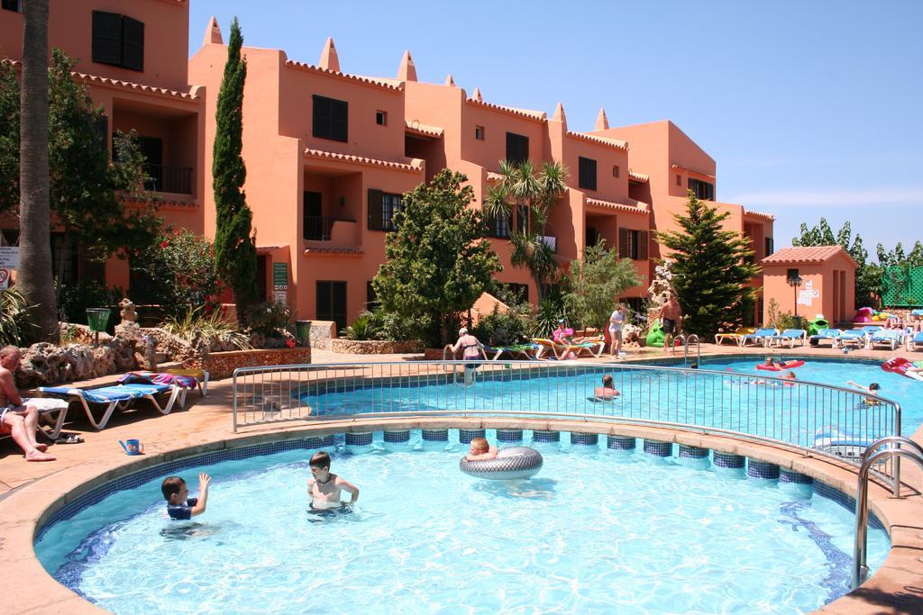 Bahia Park Hotel Cala En Porter  Exterior foto